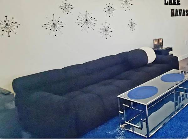 Couch New Never Used , palmnsprings 1