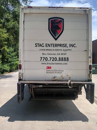 International 4300 w/ Lift Gate - $14,500 (Ball Ground)63620642651139122
