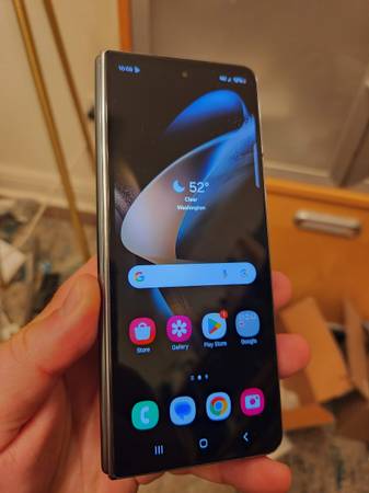 Flawless Sim Unlocked Samsung galaxy Z Fold 4 512gb 1