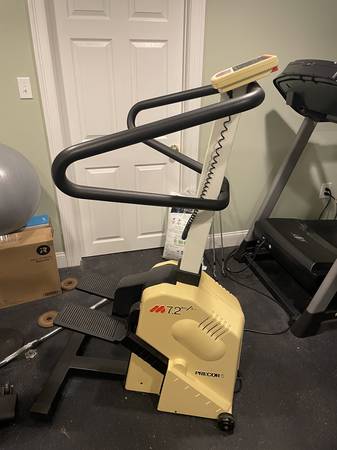 Precor 7.2 E/L Climber 1