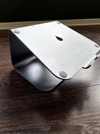 Rain Design mStand Laptop Stand, Silver 1