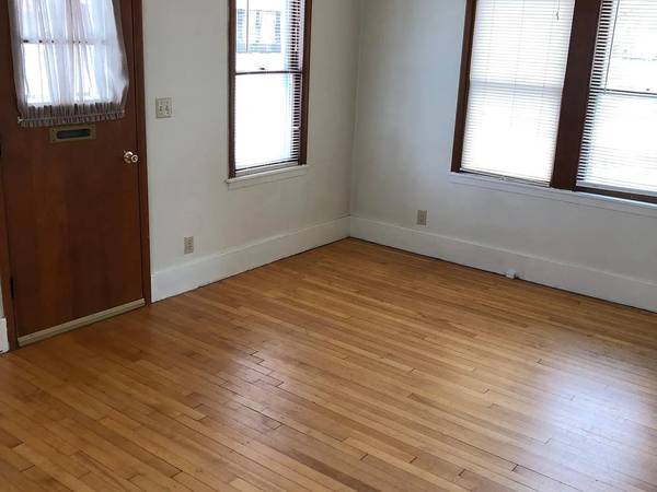 2 bed 1 bath 1
