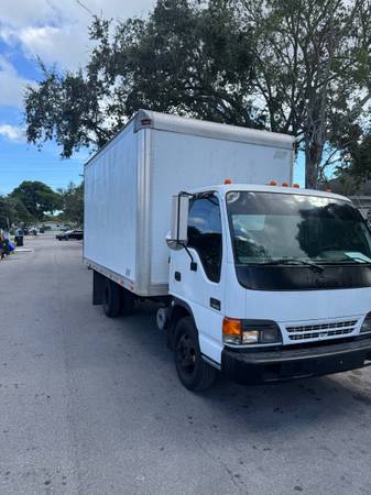 2000 GMC 16ft - Photo 2