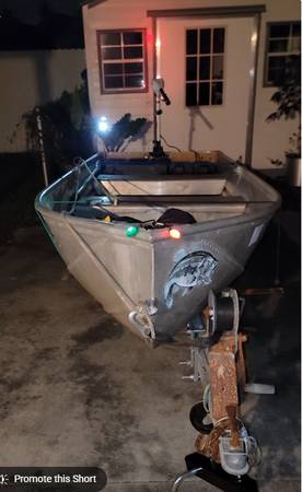 12' Casco V de Fibra de Aluminio Ligero y Remolque para Barco de 15' jon - $1,100 (Hallandale Beach, Florida)63471414063619121