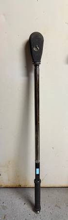 Snap on industrial 3/4 digital torque wrench 30-600 1