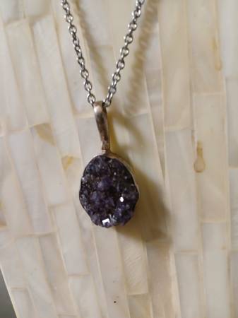 Raw Amethyst Geode Or Style Necklace 1