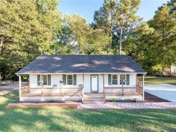 Private 3BR/2BA Country Home + Internet Included 1