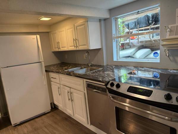 2BR 1 BA Basement Suite 1