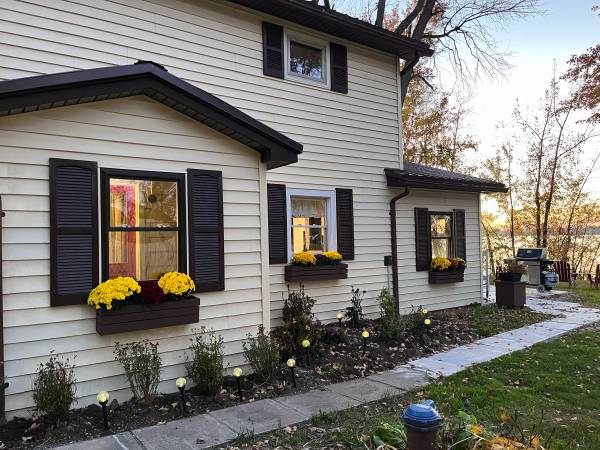 $3,000 / 3br - 1500ft2 - Year Round Home on Lake Champlain- Swanton (Plattsburgh)63659532927873123