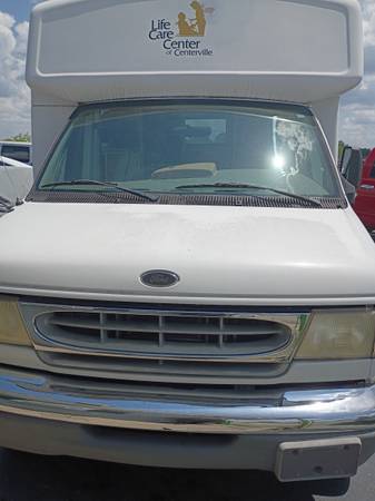 2000 Ford E450 Superduty Church bus food truck party bus REDUCED - $6,900 (Middle Tn)63470753800193122