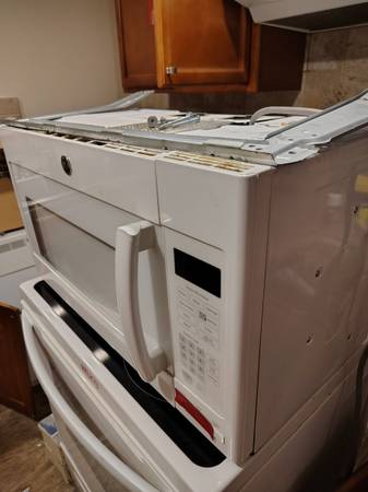 kitchen  microwave 1