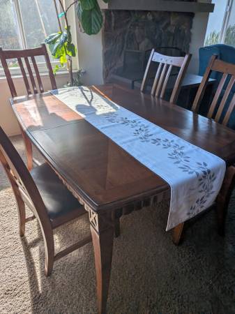 Oak Dining Table with Leaf 1