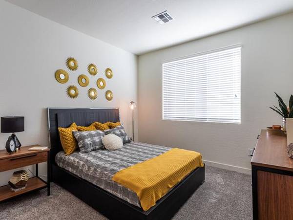 $1,255 / 1br - 624ft2 - Secured Bike Storage with Fix Station, Carpet in Bedrooms (Tempe/Phoenix)64024994076035124