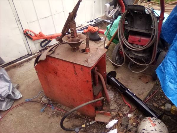 Coates Tire Machine 1