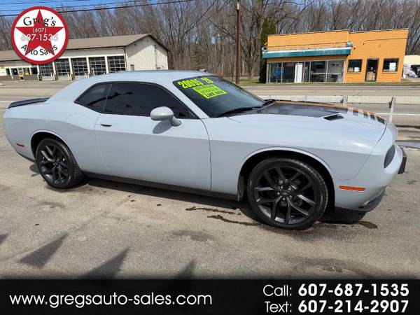 2020 Dodge Challenger SXT RWD 1