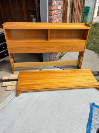 Antique Solid Wood Full-size Bedframe 1