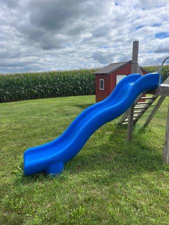 Super Wave Scoop Slide 1