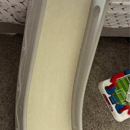 Children’s couch/bed slide 1