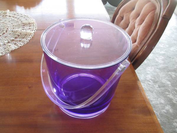 Ice Bucket 1