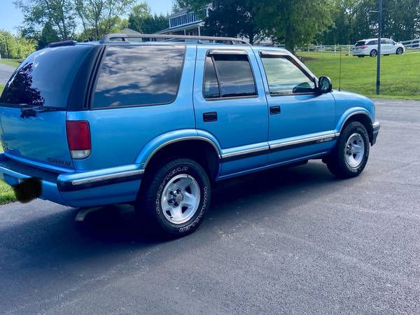 1997 Chevrolet Blazer LS Sport Utility 2D - $5,500 (Gaithersburg)63616439665667124