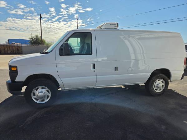 2008 Ford cargo Van refrigerated truck 1