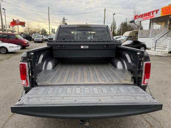2015 RAM Laramie 4dr Crew - Photo 12