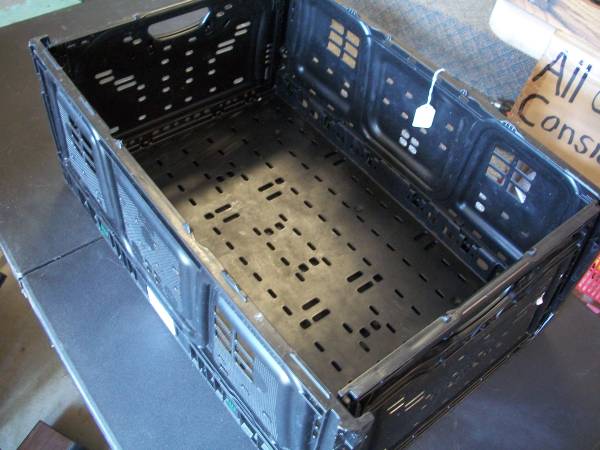 Collapsible Storage Crate 1