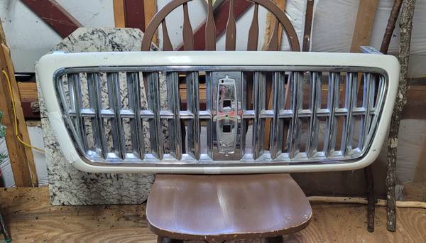 Lincoln Mark LT Grill 2008 1