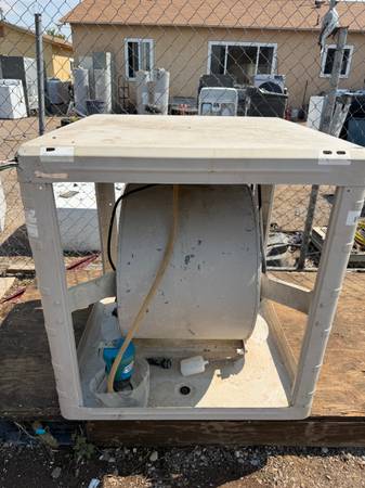 Down Draft 4000-4500 CFM’S Swamp Cooler For Sale $250 Or Best Offer 1