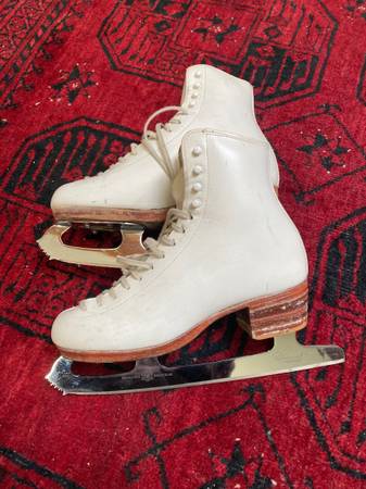 Riedell women’s B5 KS ice skate skates 1