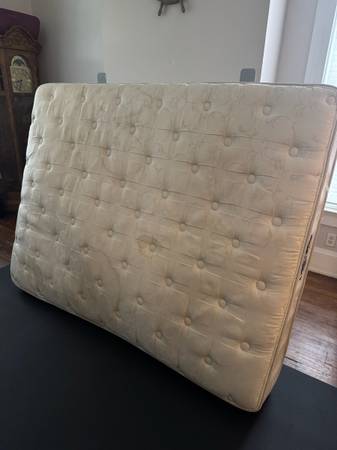 Free Queen Mattress – Pickup Only 1