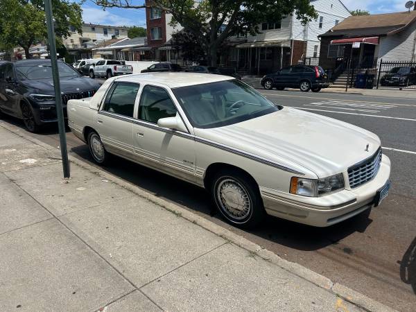 1999 Cadillac D’elegance Deville, 60s special - $2,49963614198144899121