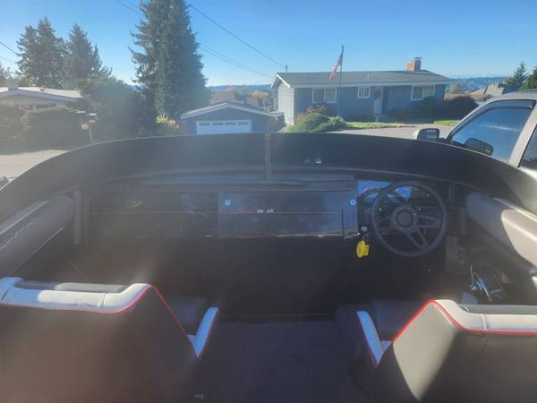 🛥️ 1989 Larson 210 Senza - New Stringers, Upholstery, Extras Included 1