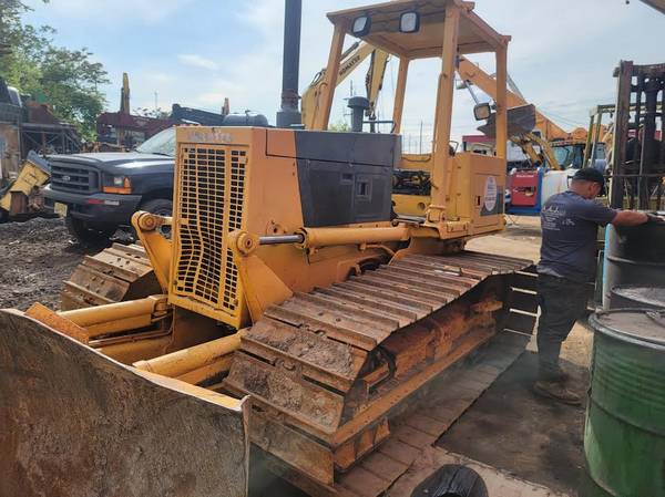 KOMATSU D39 1