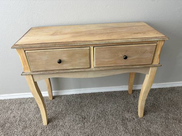 Beautiful Solid Wood Accent Table with two drawers 1