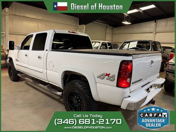 2006 Chevrolet SILVERADO 2500HD - Photo 2