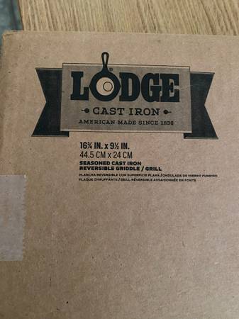 Lodge reversible griddle/grill 1