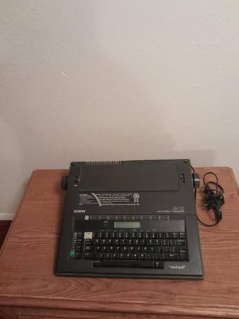 Electronic Typewriter 1