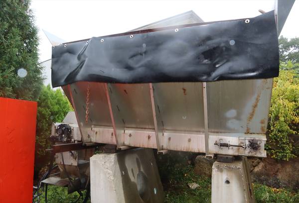 6-8 yard hydraulic Swenson Sander / Spreader 1