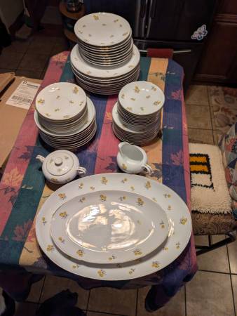 Table setting 1