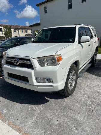 Toyota 4Runner 2012 en venta por propietario - $11,900 (Doral)63479373129603120