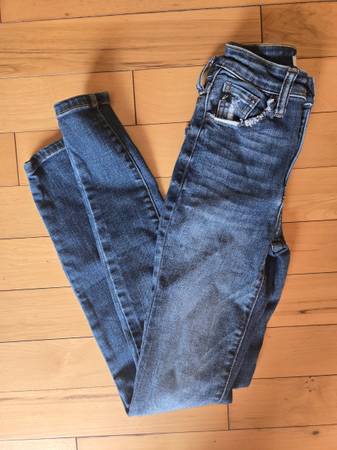 KanCan jeans size 22 1