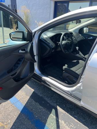 2018 Ford Focus SE - $7,60063470759589377124