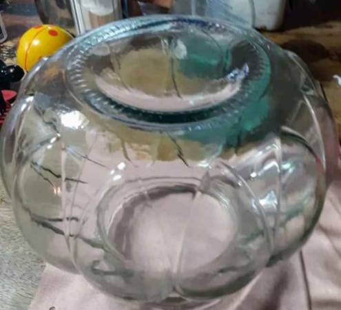 Extra large pumpkin shaped jar no lid 1