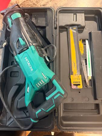 Hitach corded reciprocating saw 1