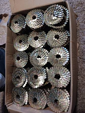Coil roofing nails 1