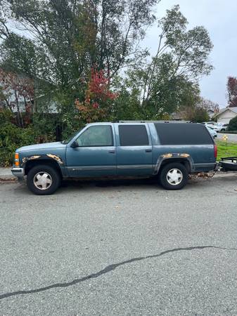 1995 Suburban 1