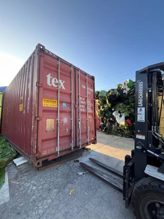 40 ft Shipping Container 1