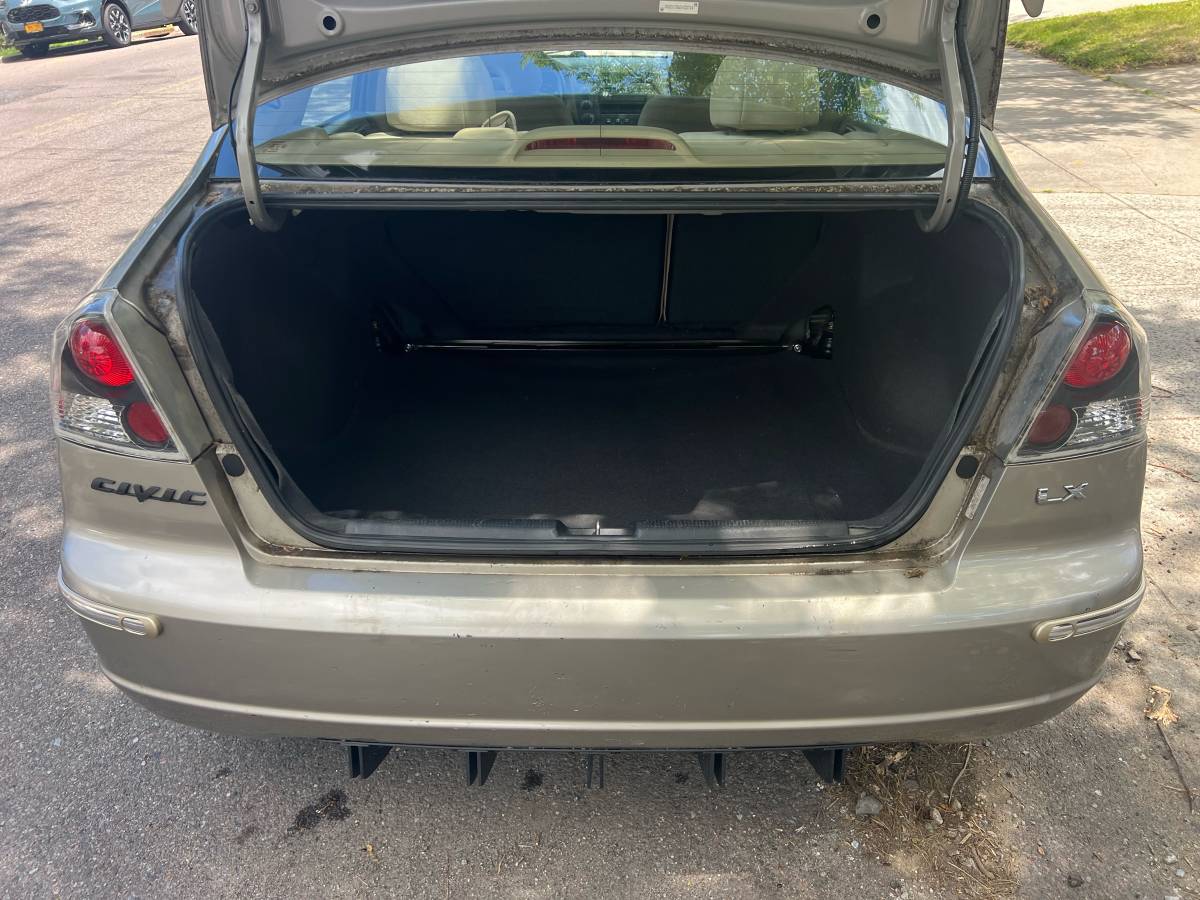 2003 honda civic lx -tan/tan- 5 speed manual- 100k miles- 1 owner- mechanically