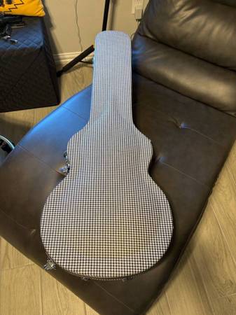 I need a shipping box 1